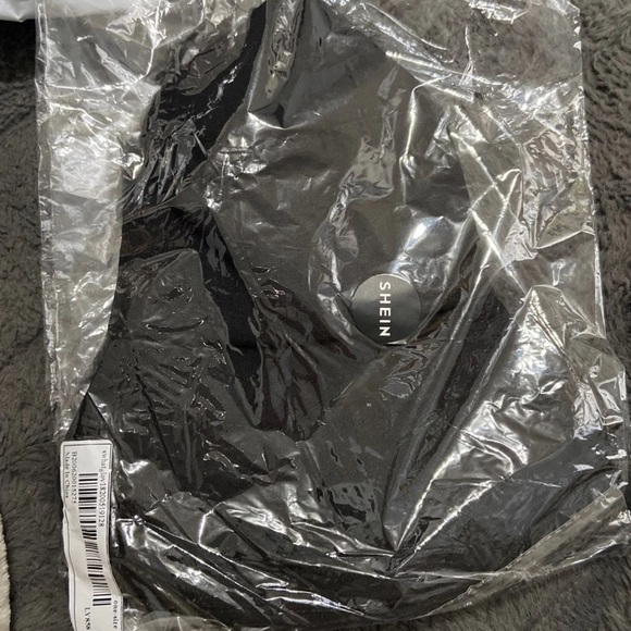 Bucket hat - Picture 2 of 2